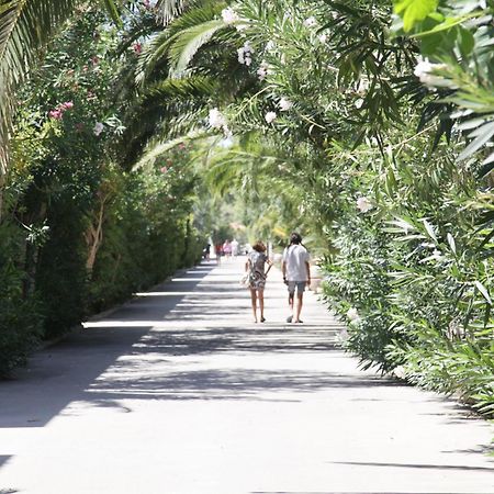 Hotel Dei Bizantini & Villaggio Campo Dei Messapi ซานเปียโตร อิน เบวานญา ภายนอก รูปภาพ