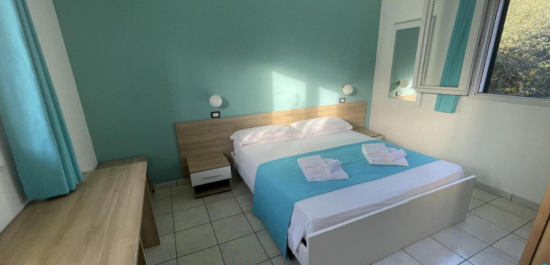 Hotel Dei Bizantini & Villaggio Campo Dei Messapi ซานเปียโตร อิน เบวานญา ภายนอก รูปภาพ