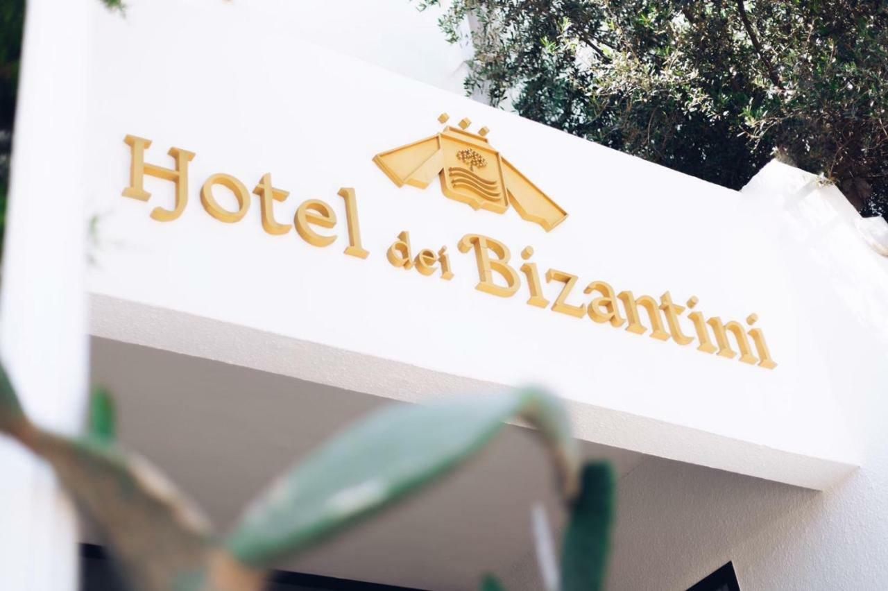 Hotel Dei Bizantini & Villaggio Campo Dei Messapi ซานเปียโตร อิน เบวานญา ภายนอก รูปภาพ
